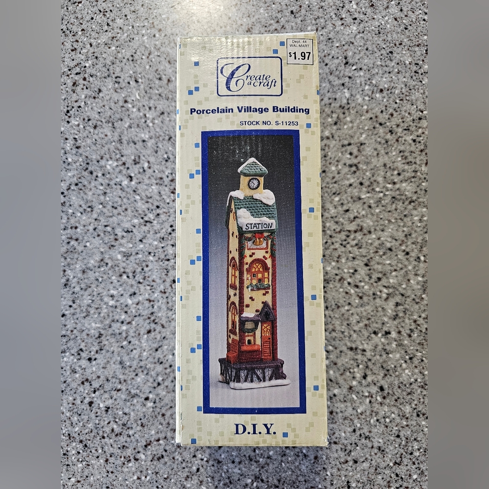 DIY Porcelain Village Building "Station" by Create a Craft. Painting, crafting